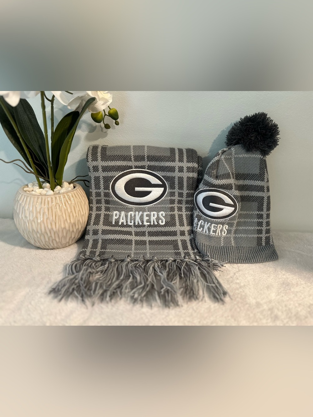 WEAR by Erin Andrews Green Bay Packers Plaid Beanie & Scarf Set NWOT